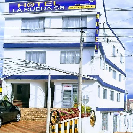 Hotel La Rueda Sr Barbosa  Bagian luar foto